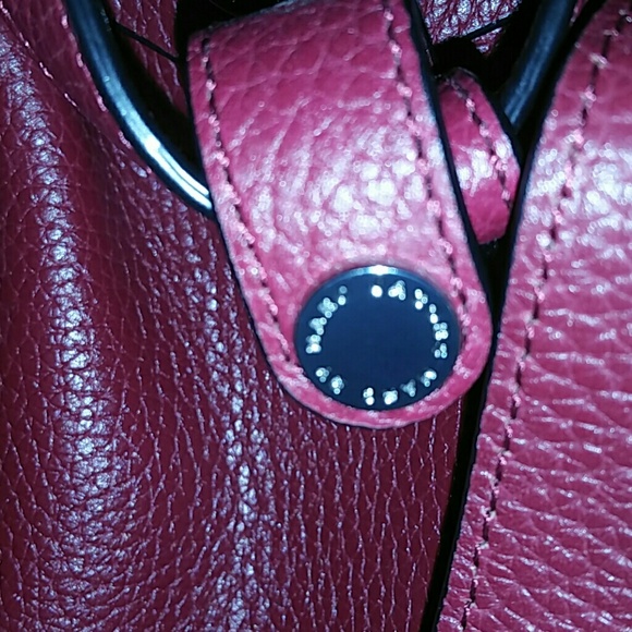 Authentic Marc Jacobs Leather Wine Burgundy red - Picture 5 of 6