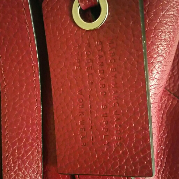 Authentic Marc Jacobs Leather Wine Burgundy red - Picture 6 of 6