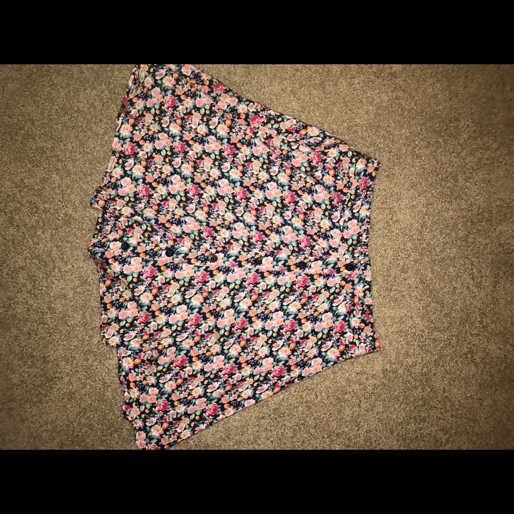 lush skirt size small barley worn