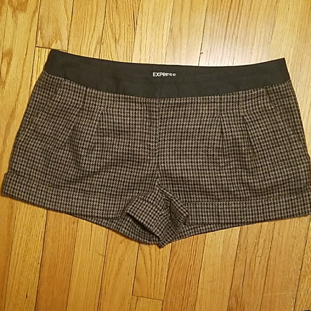 Express fall/winter shorts
