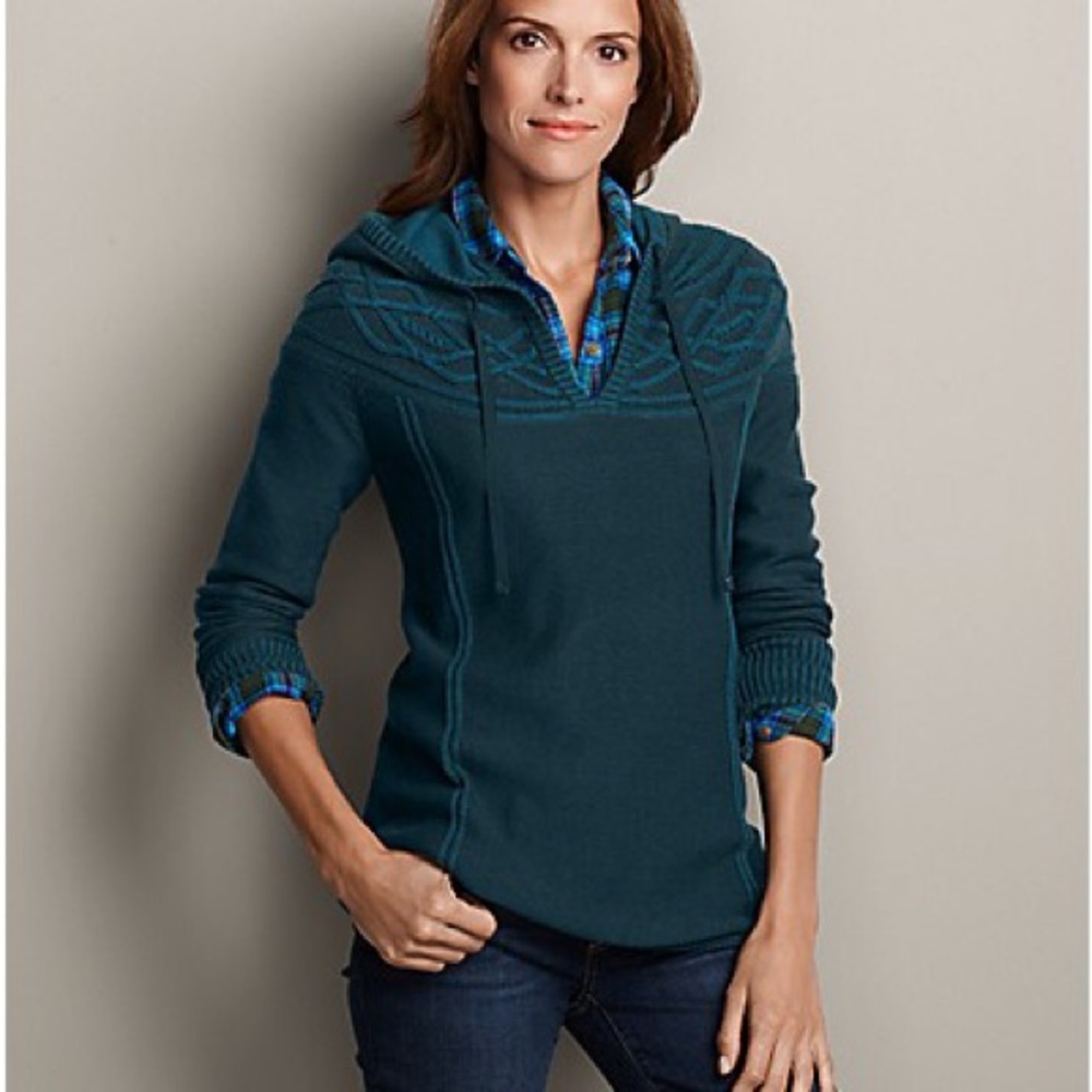CLOSET TURNOVER SALE! Eddie Bauer Shasta pullover