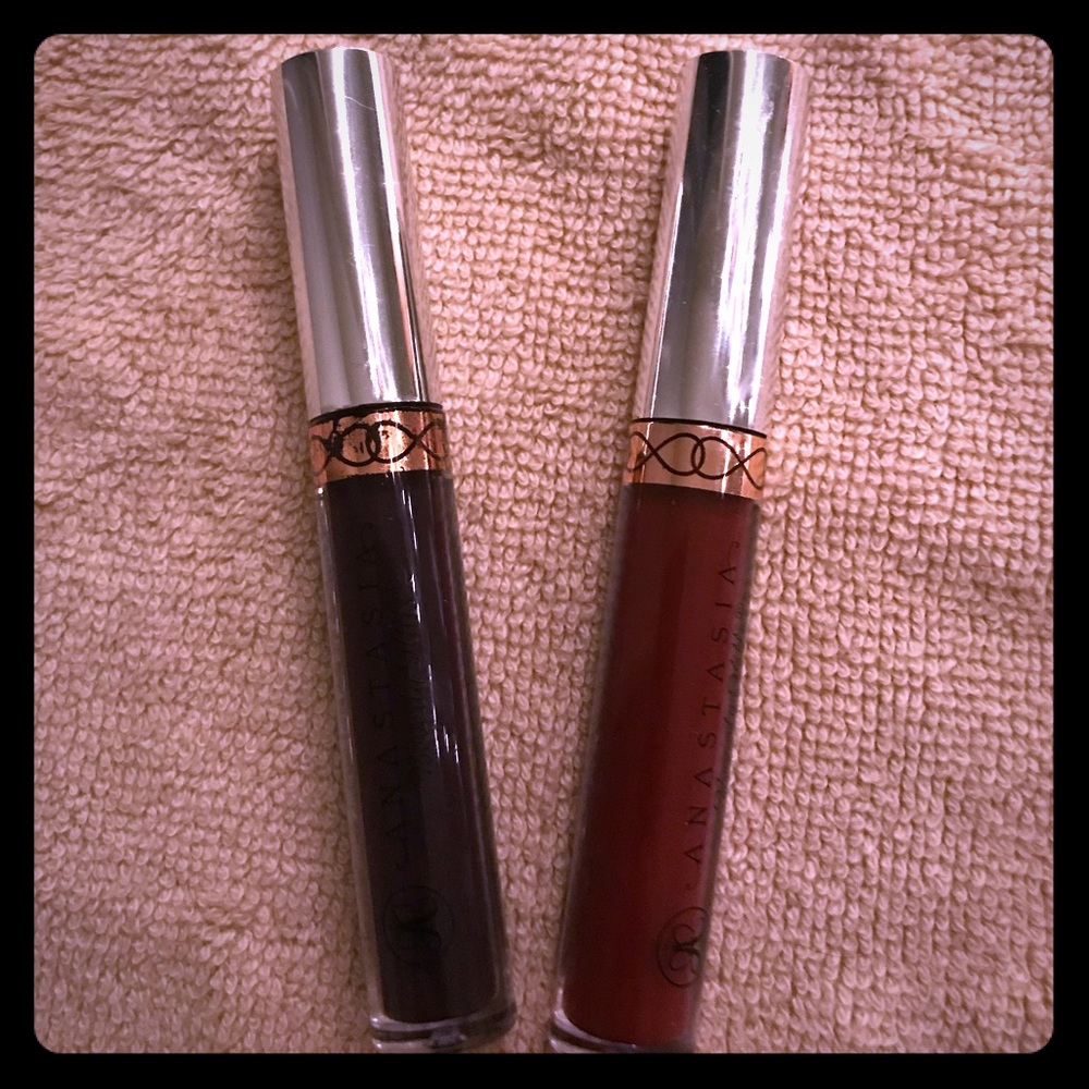 ✨ NEVER USED ✨ 2x ANASTASIA BH LIQUID LIPSTICKS
