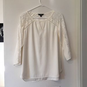 ONLY WORN ONCE white top with lace sleeves ONLY WORN ONCE white top with lace sleeves