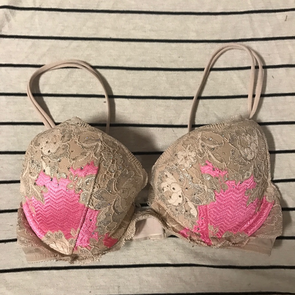 Victoria Secret rhinestone push up bra 32B