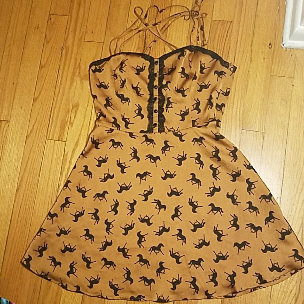 Dress that can be work during fall/winter/spring/s