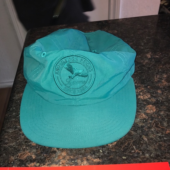 Supreme Knowledge Reigns cap - Picture 2 of 2