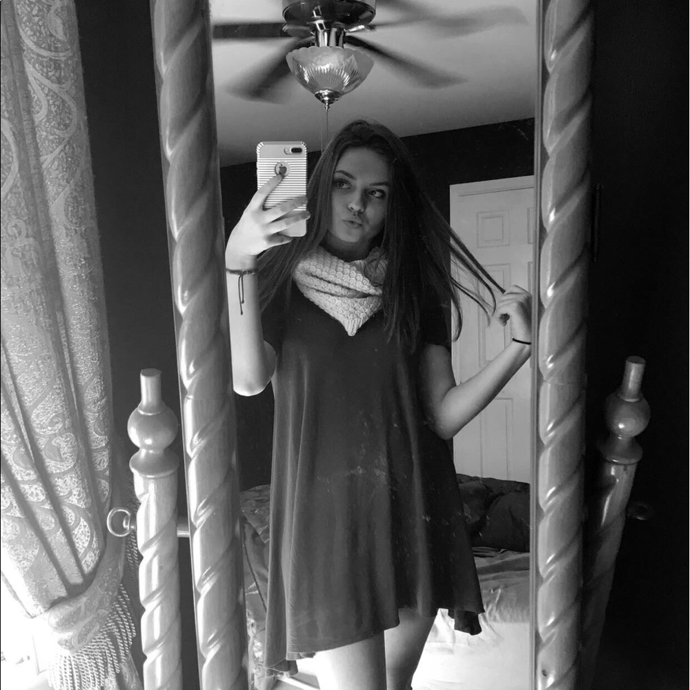 Meet your Posher, Bailey