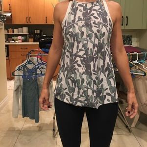 Lululemon strappy tank top, EUC