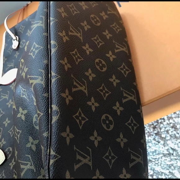 BRAND NEW 2017 Louis Vuitton Neverfull Mm Monogram - Picture 4 of 7