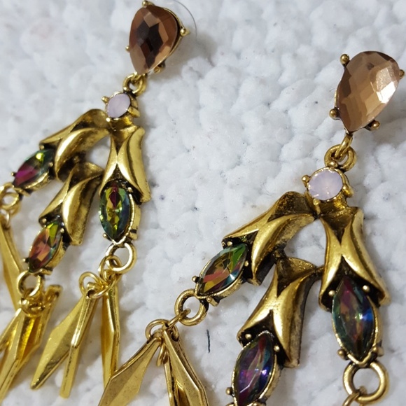 NWOT Statement earrings - Picture 2 of 3