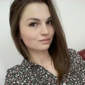 Meet your Posher, Lena