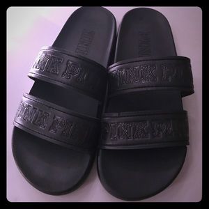 VS PINK SLIDES - MEDIUM (FITS SIZE 8)