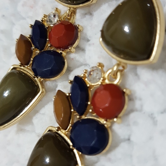 NWOT Statement Earrings - Picture 2 of 2