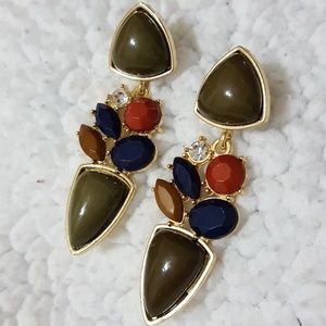 NWOT Statement Earrings