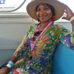 Meet your Posher, Shirley