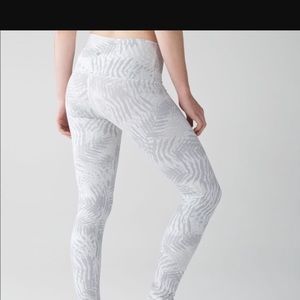 Lululemon Wunder Under High Rise Tight