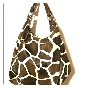Stonez roomy hobo style tote one snap closing
