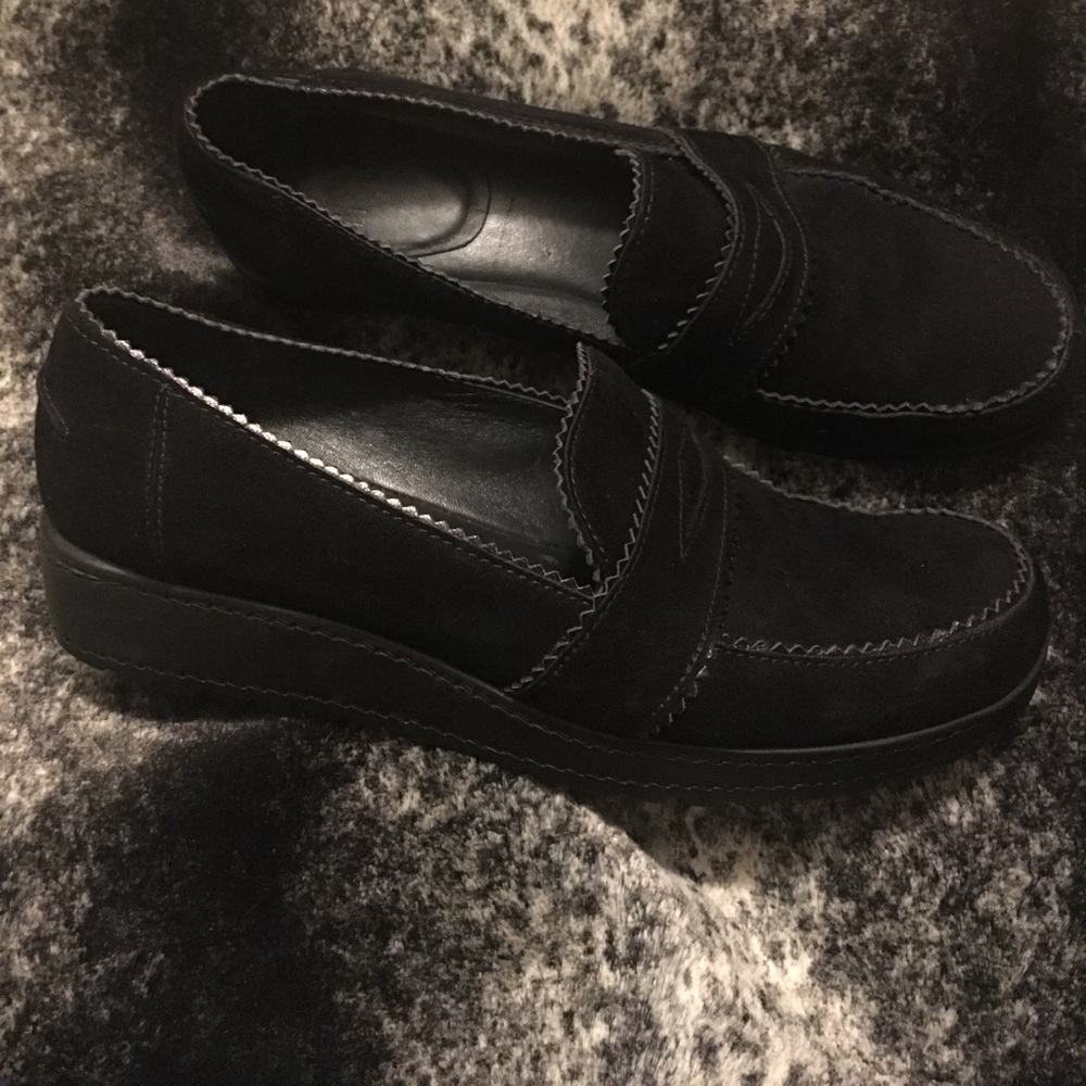 Stuart Weitzman Schooldays