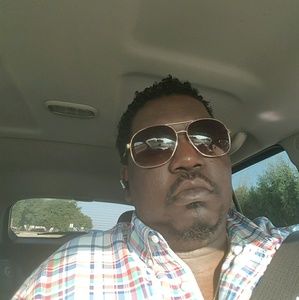 Meet your Posher, Christopher