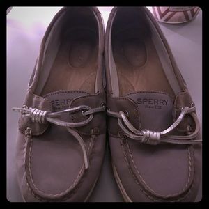GRAY WOMENS SPERRY’S - 7.5