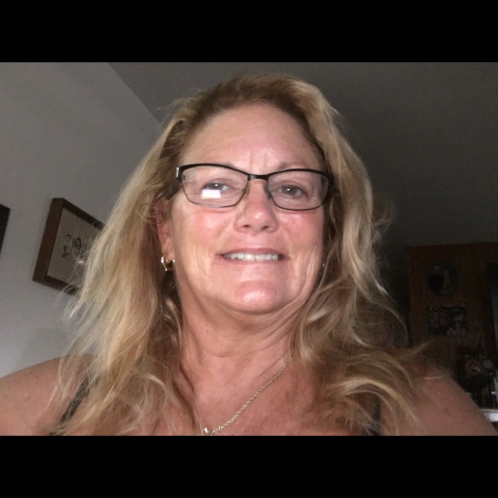 Meet your Posher, Christine