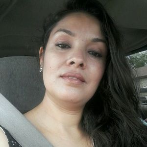 Meet your Posher, Yolanda