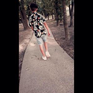 Meet your Posher, Avila