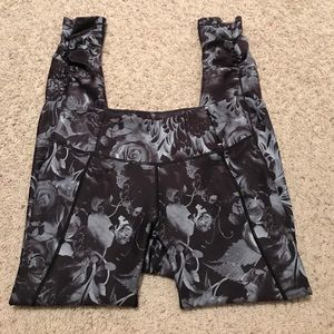 Calia by Carrie Underwood Dark & Stormy leggings M