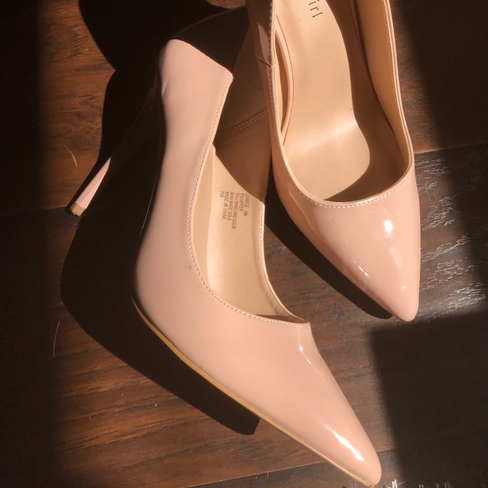 Madden Girl Blush / Nude pump heels