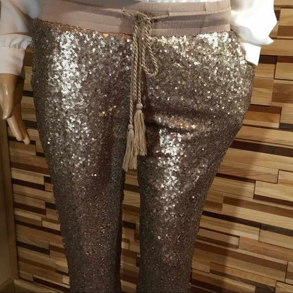 ❤️LAST!❤️Sequin Joggers - Picture 4 of 7