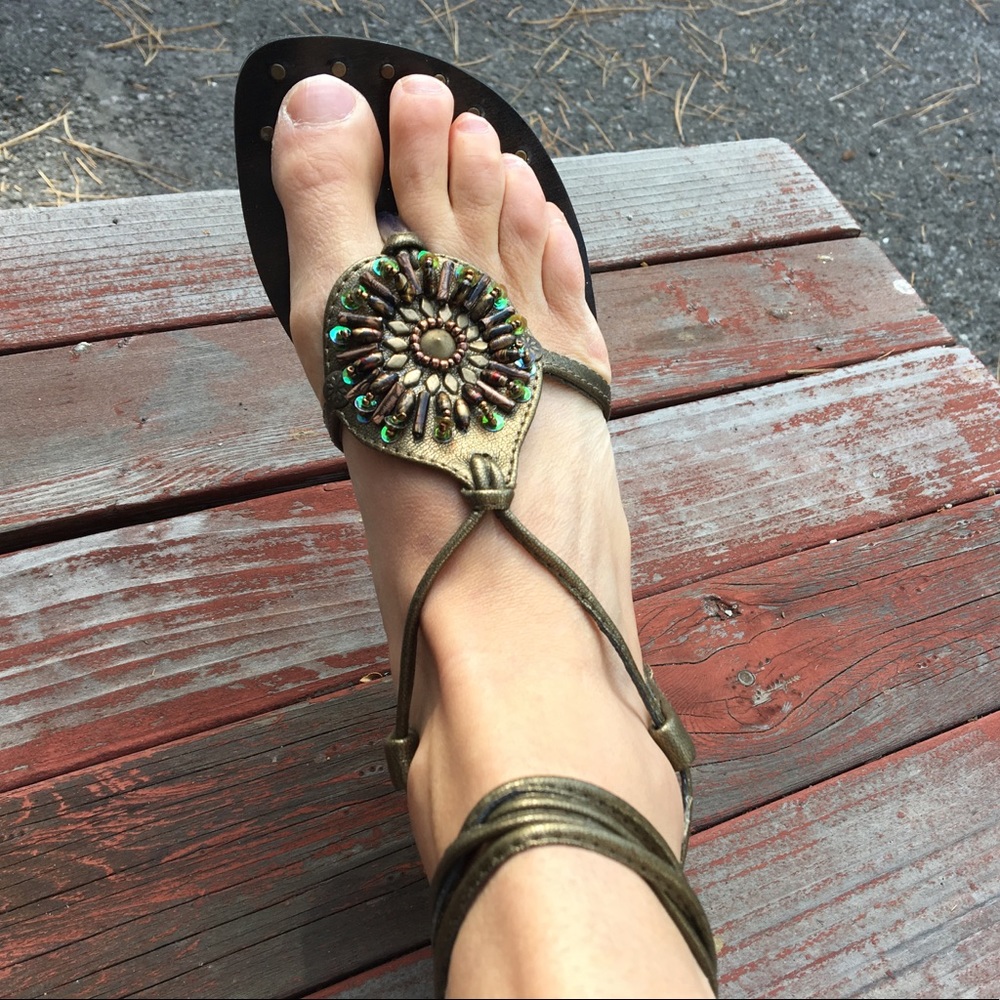 Leather sandal - like new!