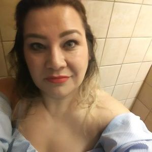 Meet your Posher, Teresa