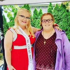 Meet your Posher, Marisa