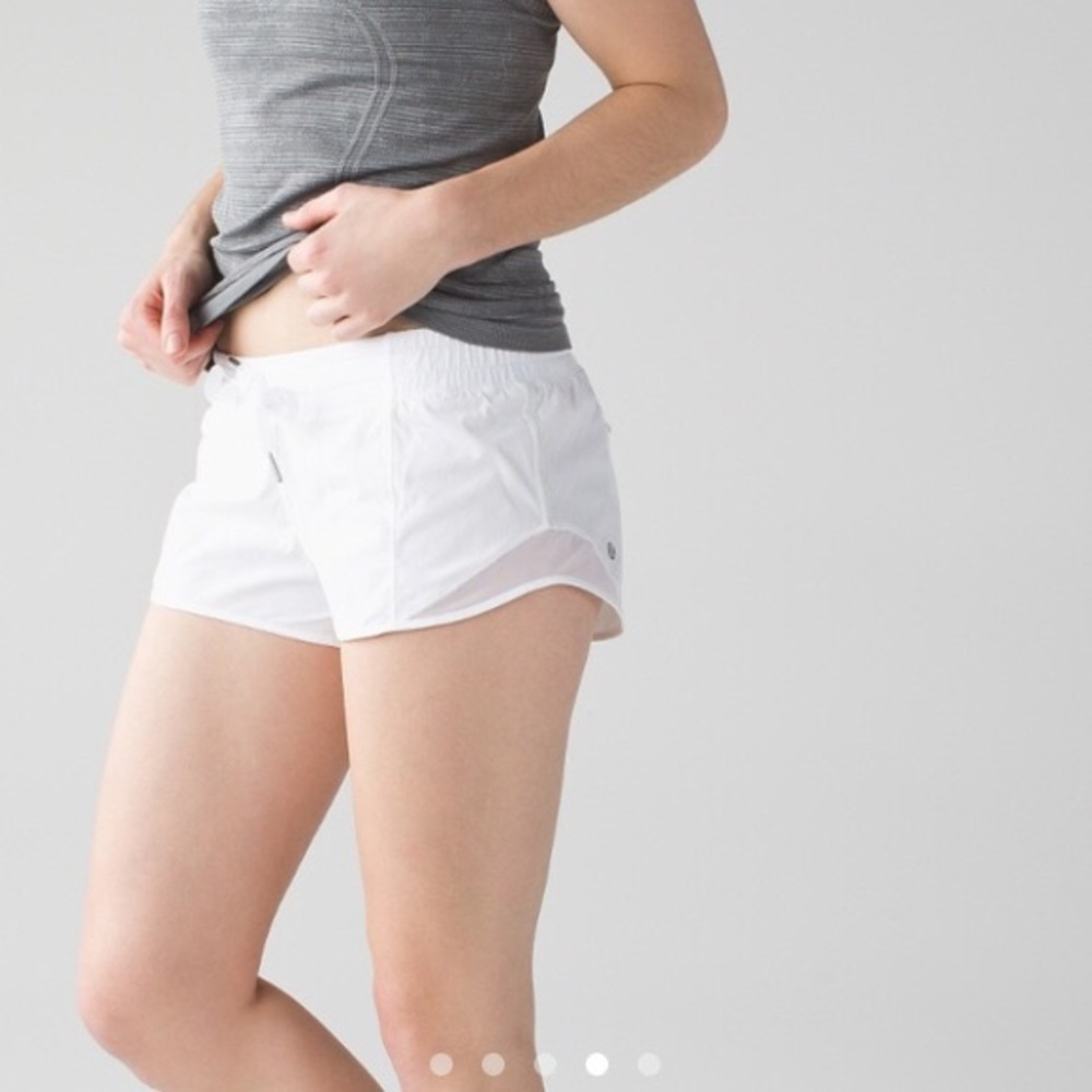 Lululemon hotly hot shorts white! Size 6!