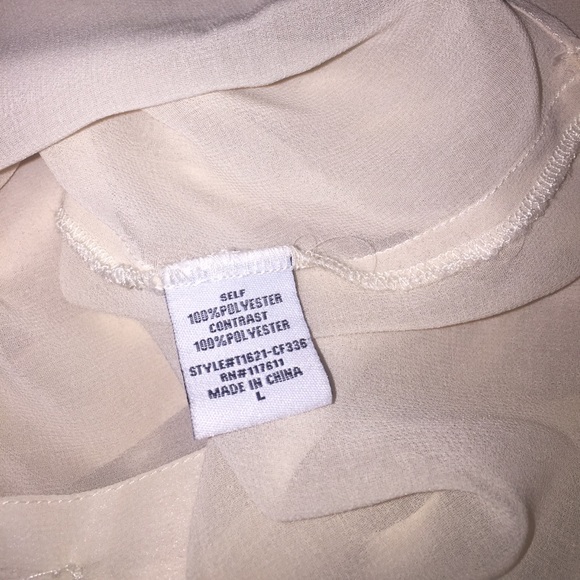 Sheet cream blouse w/ gold embellishments - Picture 6 of 6