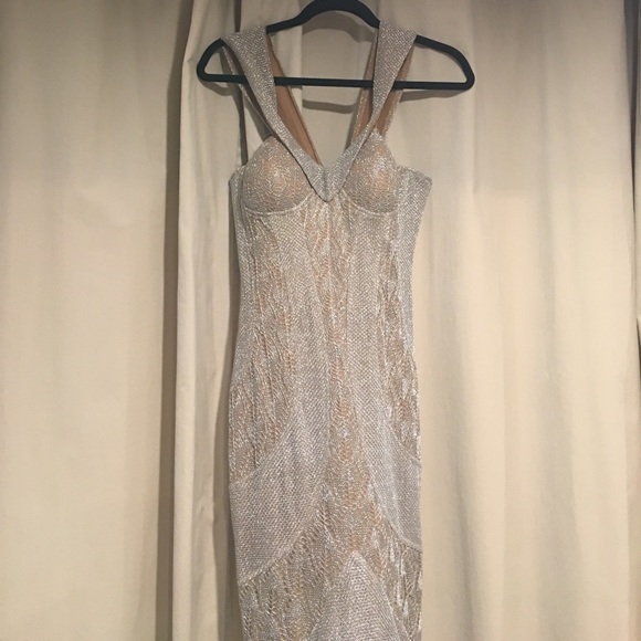 Fouad Sarkis stunning silver formal gown / dress - Picture 6 of 8