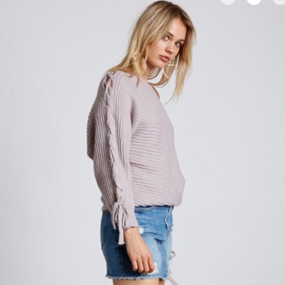 Firenze Off The Shoulder Sweater in Lilac - Picture 7 of 8