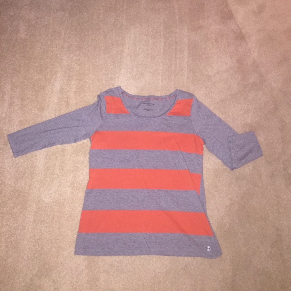 NWOT Liz Claiborne sport top w/ stripe pattern