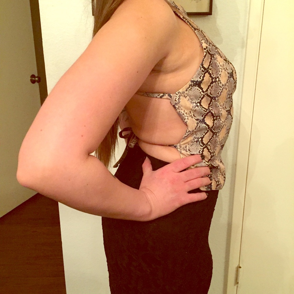 Snake print sexy 90s backless top