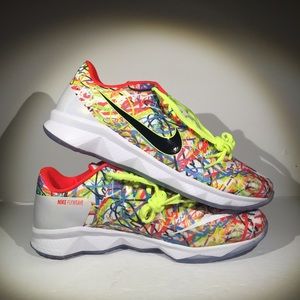 CJ3 Flyweave trainer Calvin Johnson graffiti pack