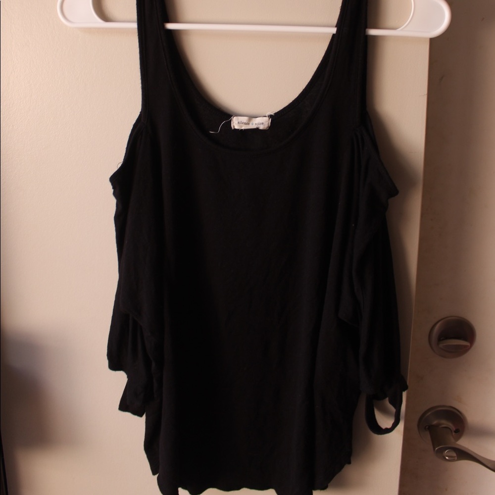 Silence and Noise black cold shoulder top