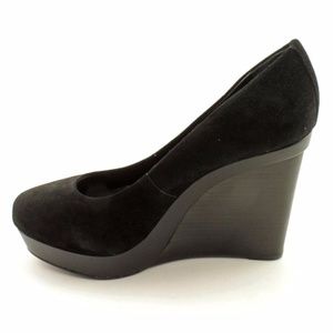 NEW BCBGMAXAZRIA Mason Black Suede Wedges, Size 9
