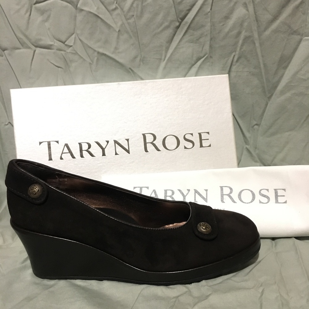 Taryn Rose : Made in Italy :  Suede Wedge Pumps