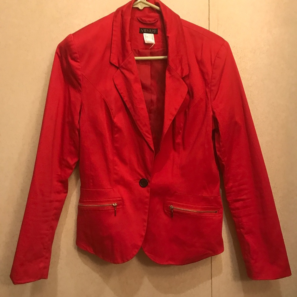 Venus red blazer