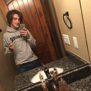 Meet your Posher, Jason