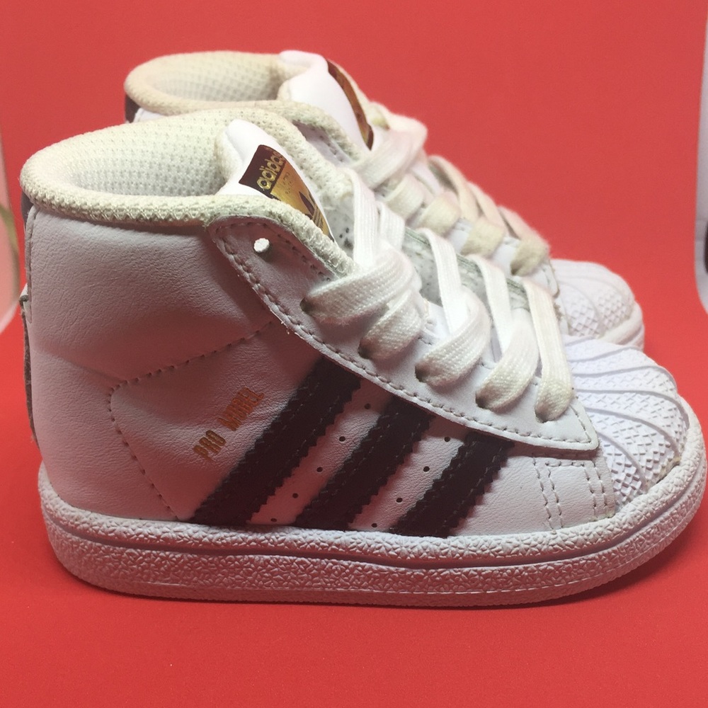 adidas Pro Model - Toddler 4