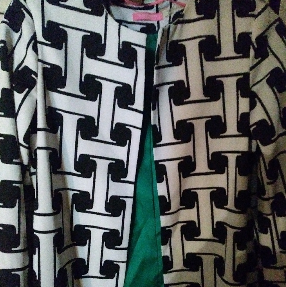 New. Mizrahi New York Black and White Blazer