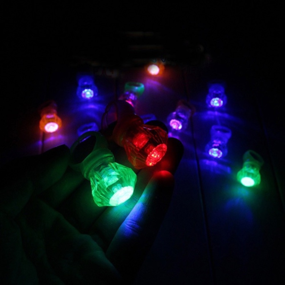 ⭐️ Awesome 90s Y2K style light up Set of 2 LED rings ⭐️