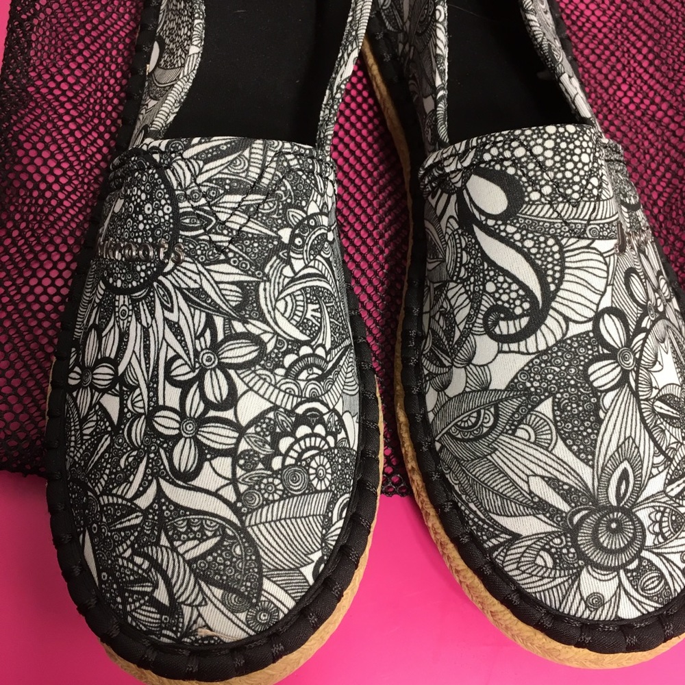 Sakroots Spirit Desert Print Canvas Slip Ons