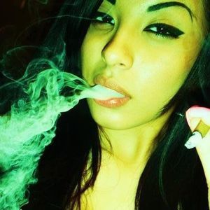 Meet your Posher, Layla